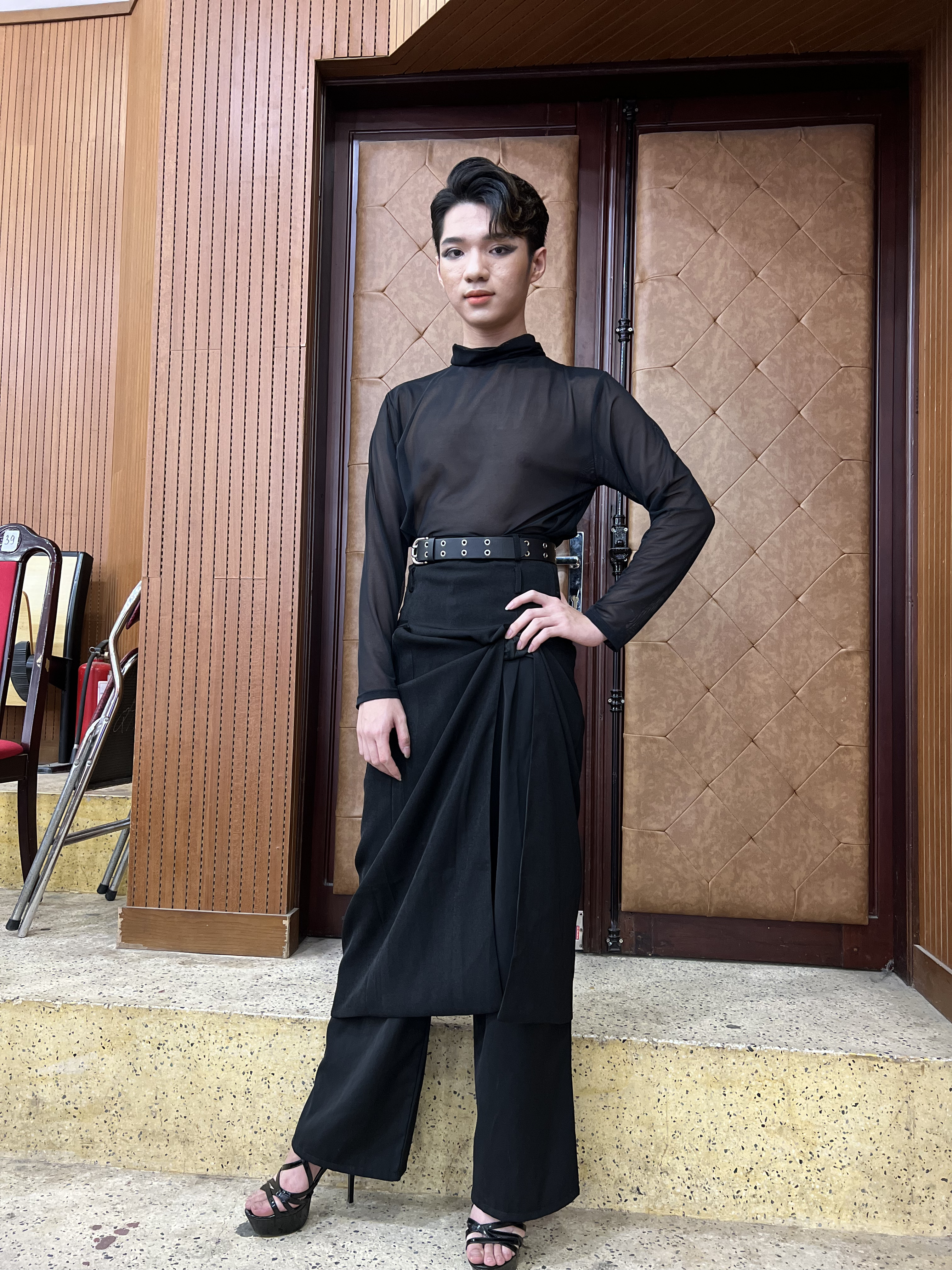 Party Glam 17